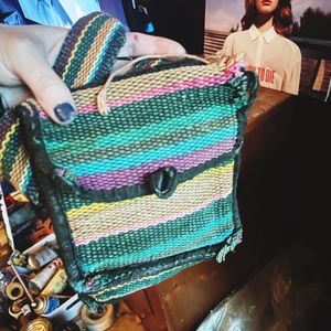 Beautiful rare vintage 70s many cross body bag